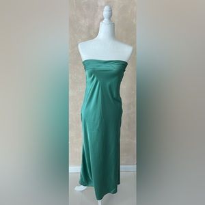 NEVER WORN - Green satin tube dress